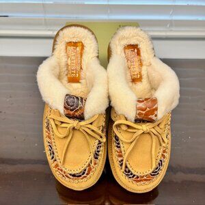 L’ARTISTE Spring Step Tan Suede Slides - Women's 7.5-8